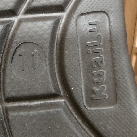 KuaiLu Mens Recovery Sandals With Comfortable Plantar Fasciitis Arch Support - Picture 9 of 9